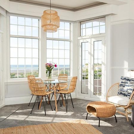 A View Of The Bay- Panoramic Sea Views- Sleeps 4 Apartment Westgate-on-Sea Luaran gambar