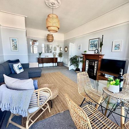 A View Of The Bay- Panoramic Sea Views- Sleeps 4 Apartment Westgate-on-Sea Luaran gambar
