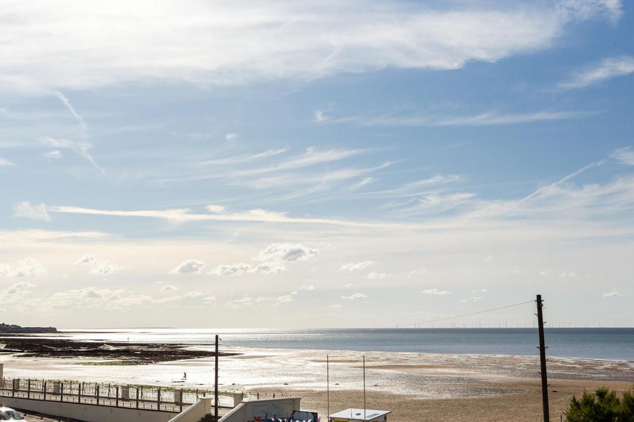 A View Of The Bay- Panoramic Sea Views- Sleeps 4 Apartment Westgate-on-Sea Luaran gambar