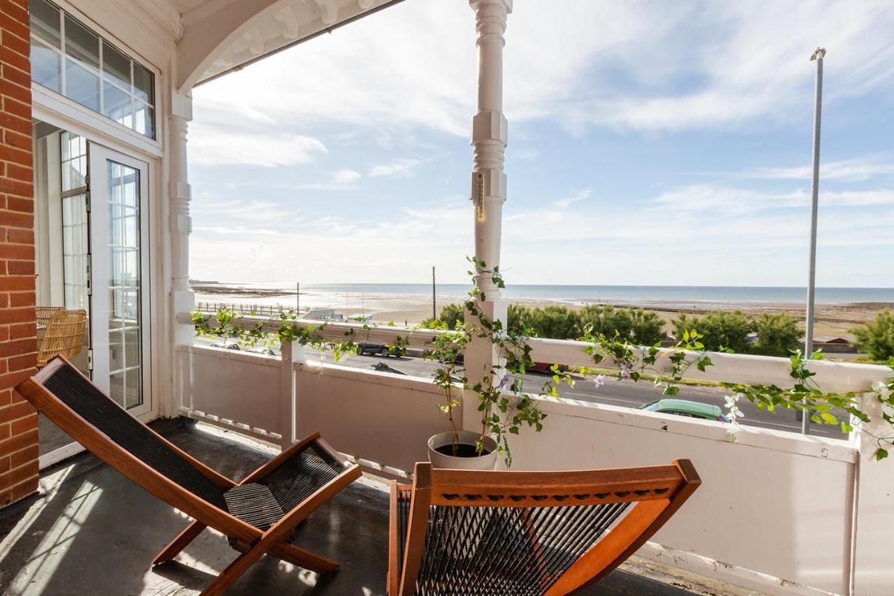 A View Of The Bay- Panoramic Sea Views- Sleeps 4 Apartment Westgate-on-Sea Luaran gambar