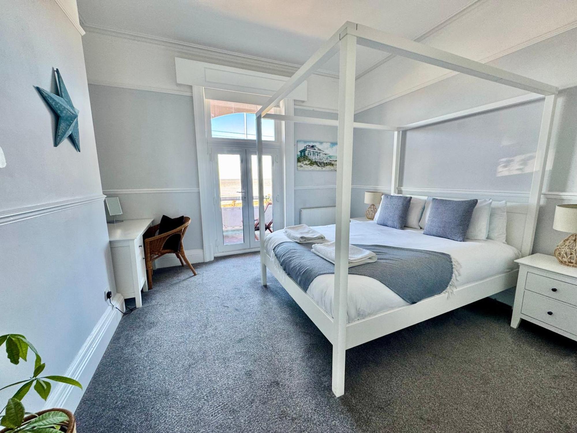 A View Of The Bay- Panoramic Sea Views- Sleeps 4 Apartment Westgate-on-Sea Luaran gambar