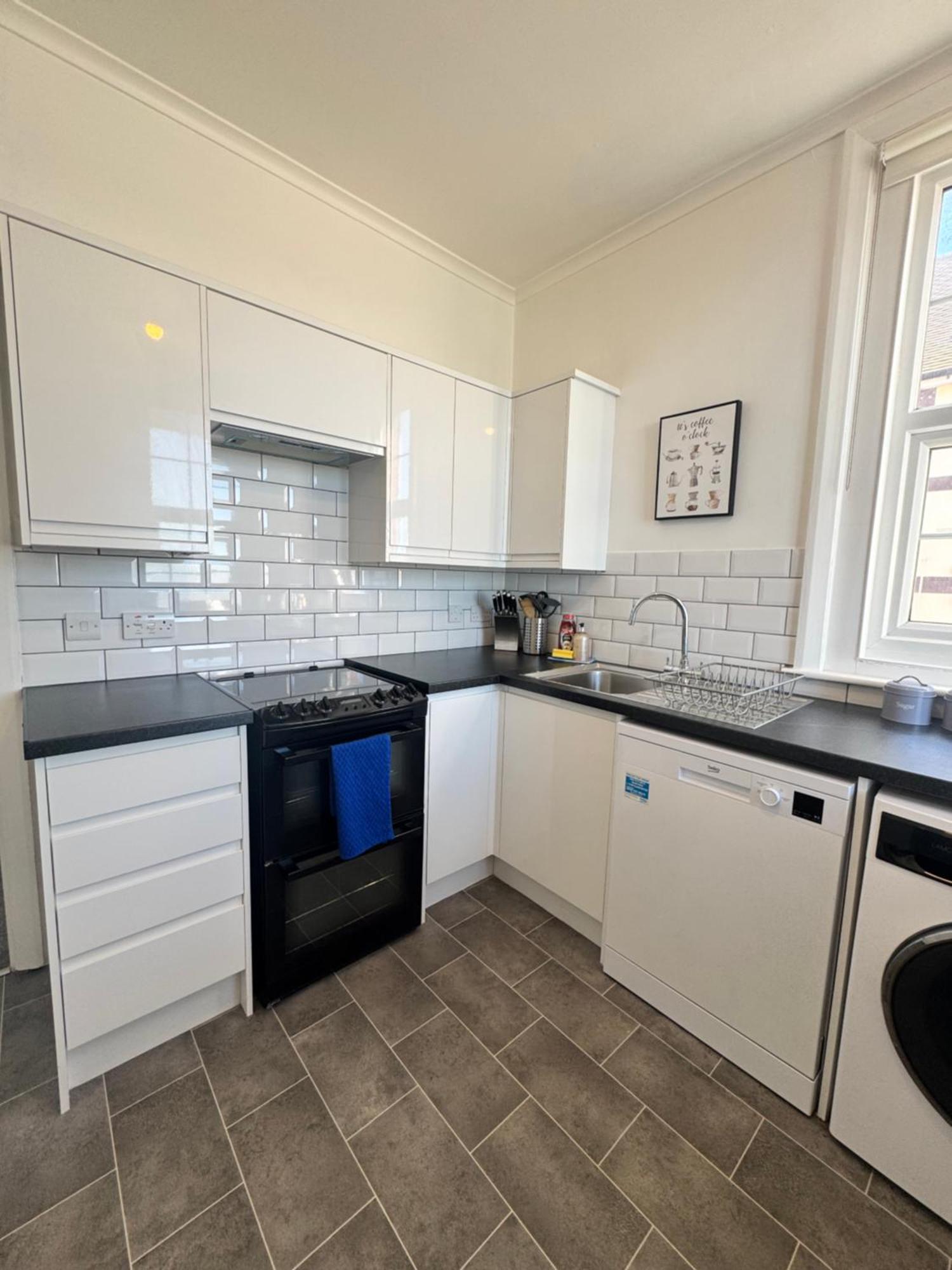 A View Of The Bay- Panoramic Sea Views- Sleeps 4 Apartment Westgate-on-Sea Luaran gambar